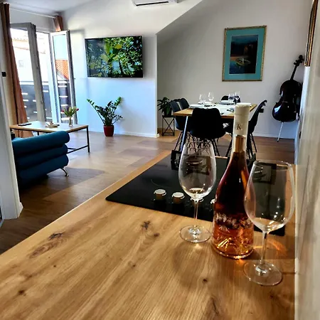Libra Apartmán Kaštela